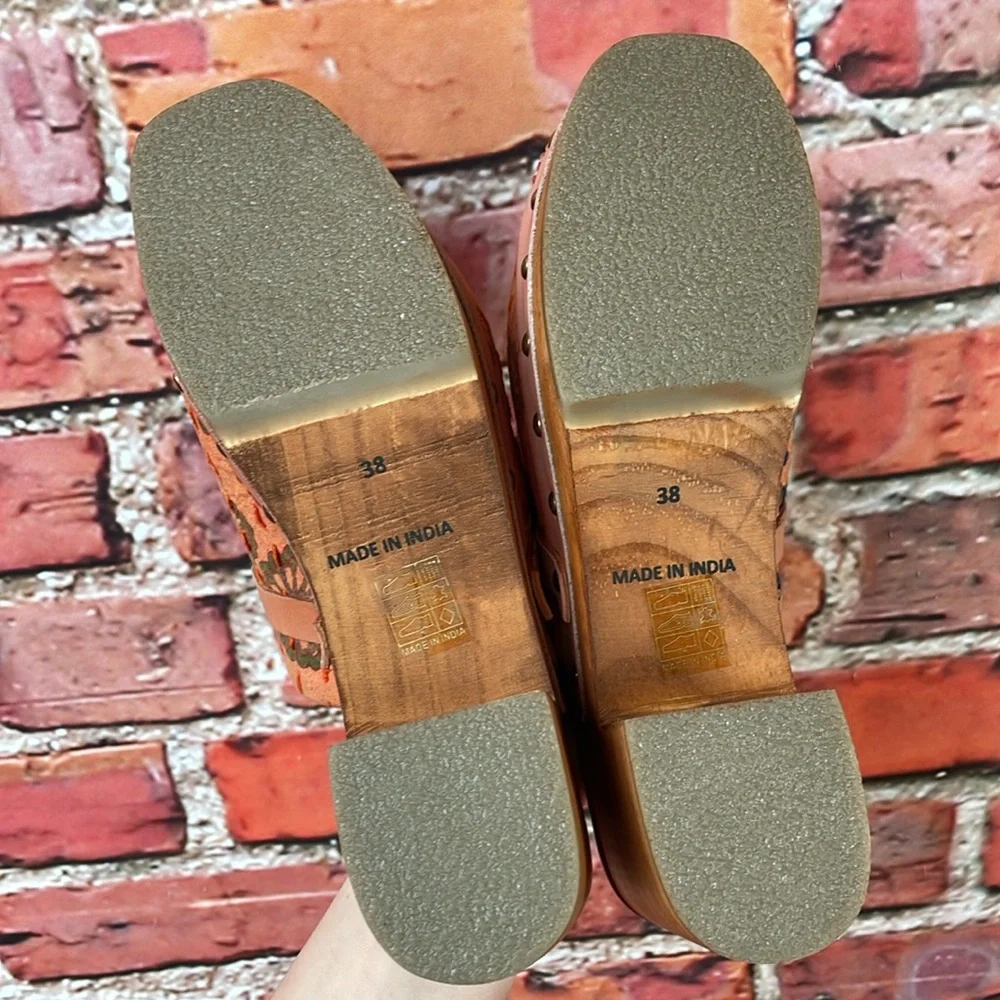 Free People Floral Embroidered Mules - Pink and Brown - Picture 13 of 16